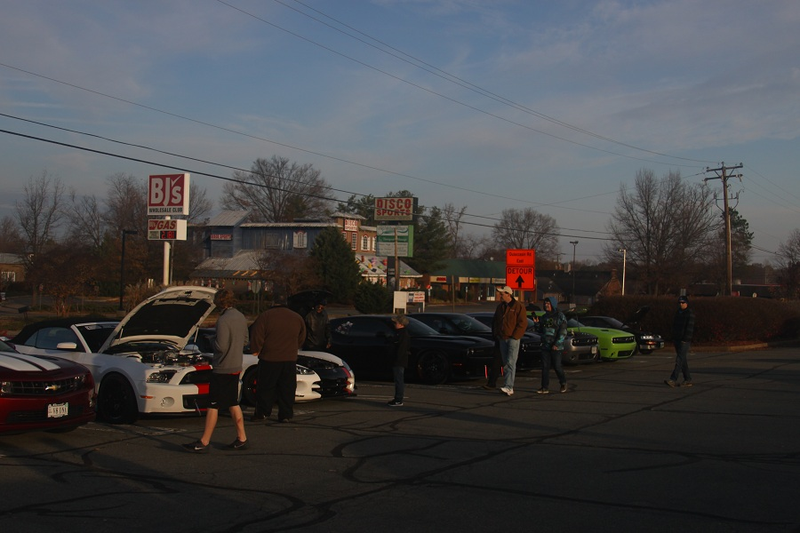 There were several Vipers and lots of Hellcats.